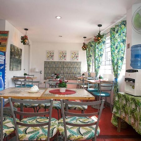 סבו Naps & Maps Hostel מראה חיצוני תמונה