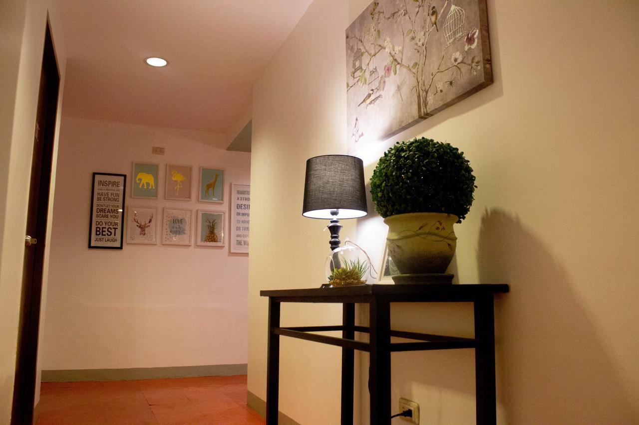 סבו Naps & Maps Hostel מראה חיצוני תמונה