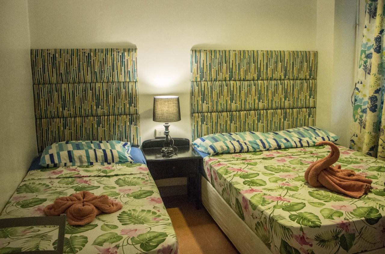 סבו Naps & Maps Hostel מראה חיצוני תמונה