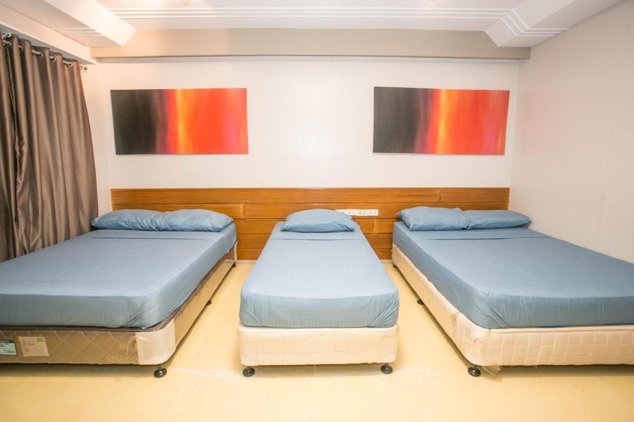 סבו Naps & Maps Hostel מראה חיצוני תמונה
