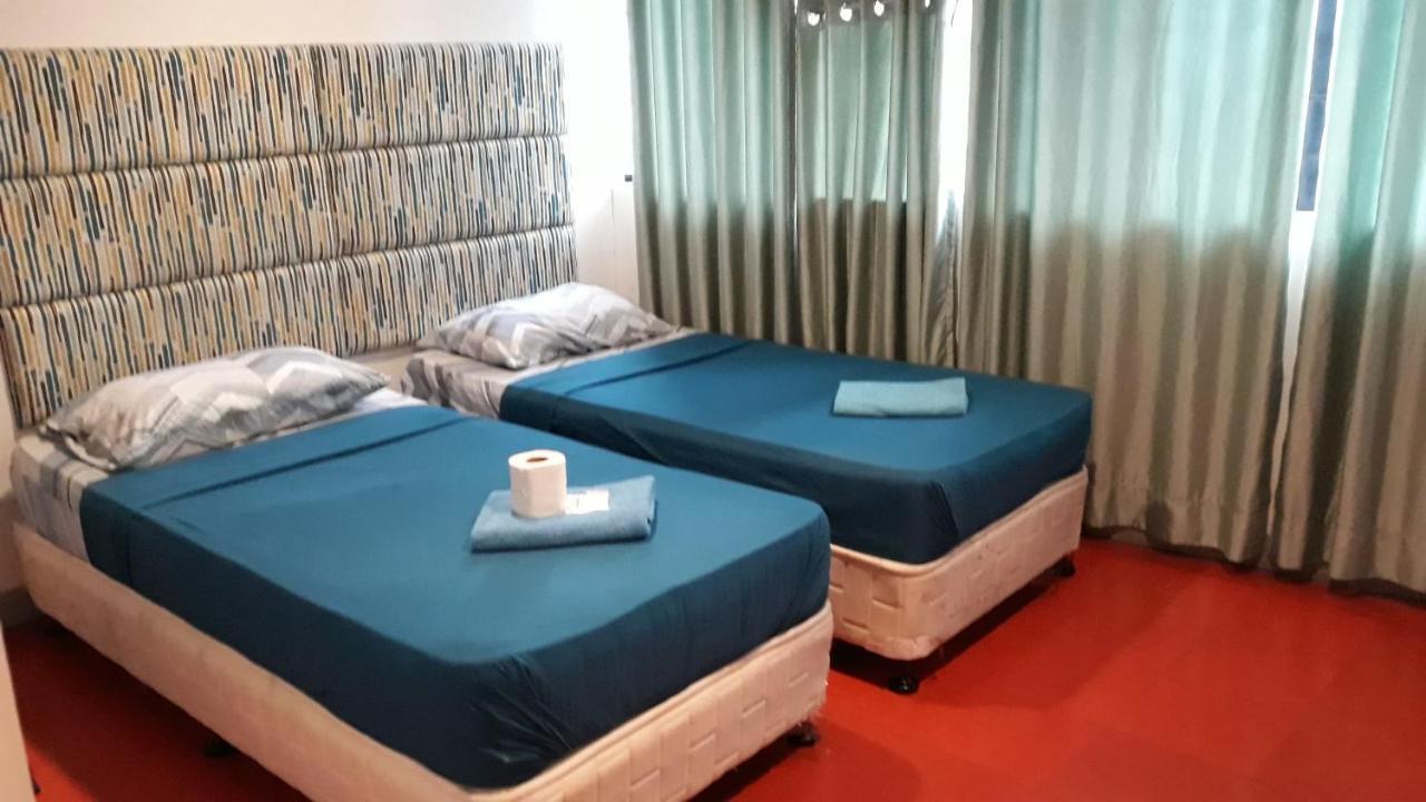סבו Naps & Maps Hostel מראה חיצוני תמונה